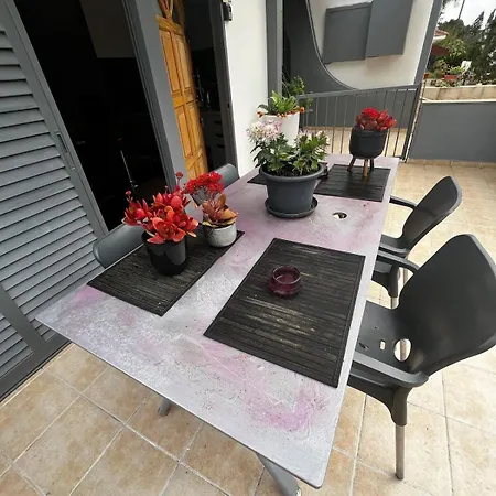 Luxurious 1-bedroom Apartment Aglantzia