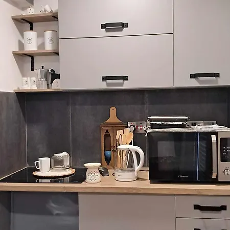 Luxurious 1-bedroom * Aglantzia